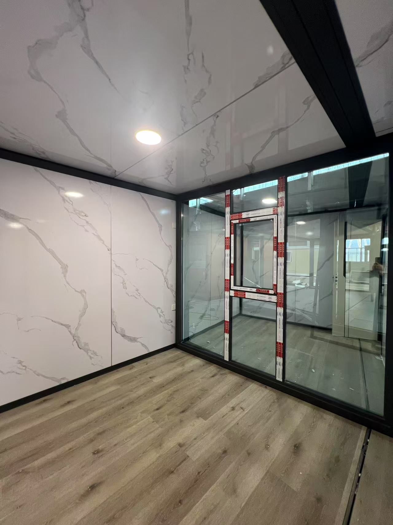 20ft Grey Glass Curtain Wall Expandable Container House | 38 sqm Flat Roof
