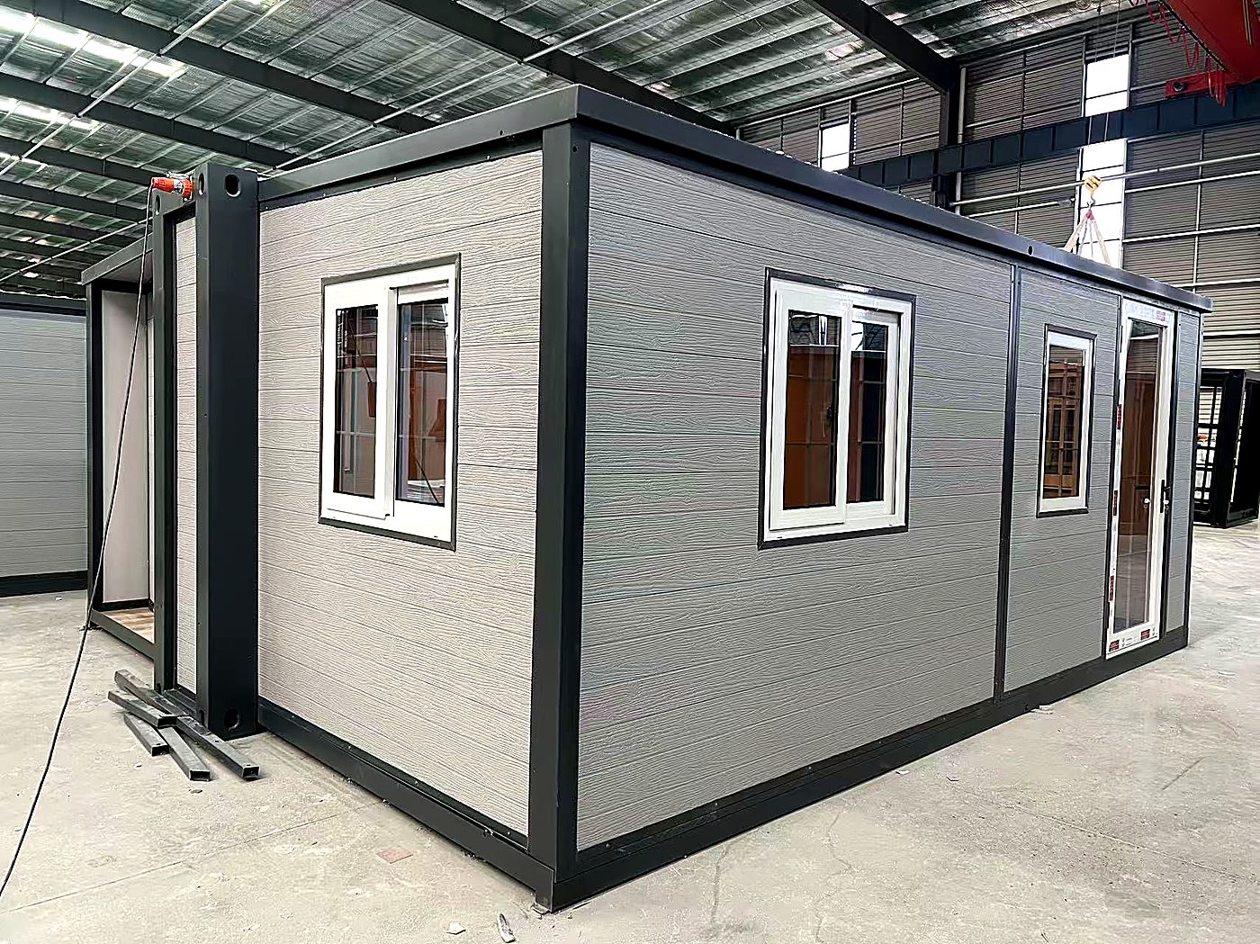 28m² Small-700 20FT Expandable Container House
