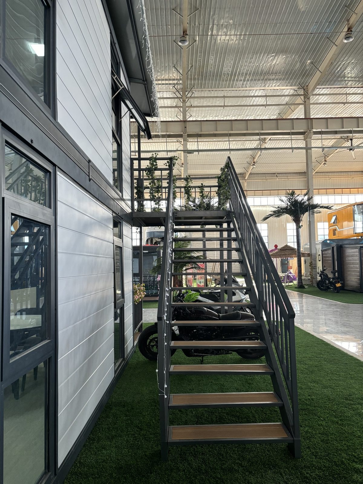 2-Story 20FT Expandable Container House | 80 sqm Two-Storey Villa