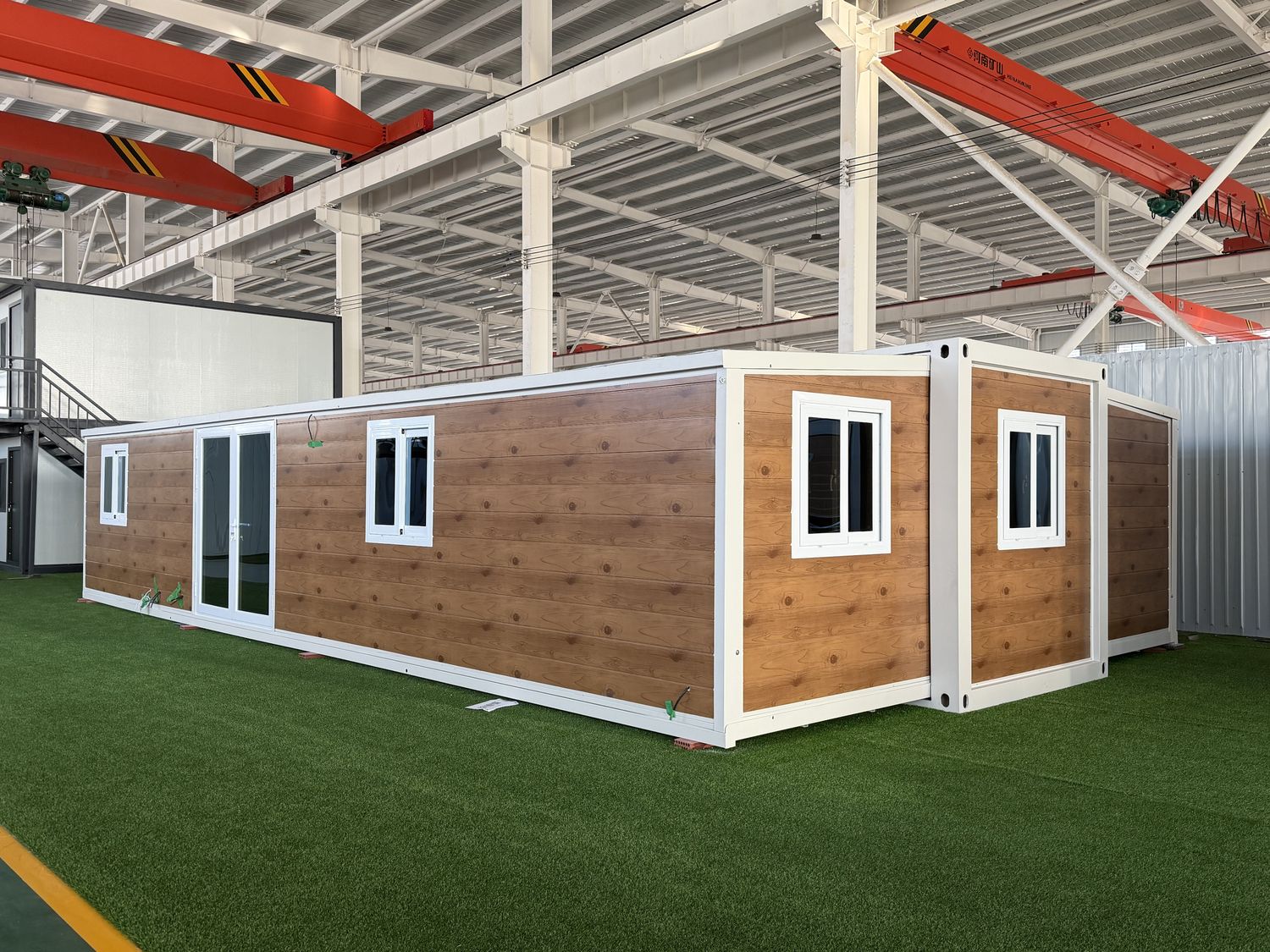 40ft Wood Grain Expandable Container House | 73 sqm Warm Timber-Look Fold-Out Home