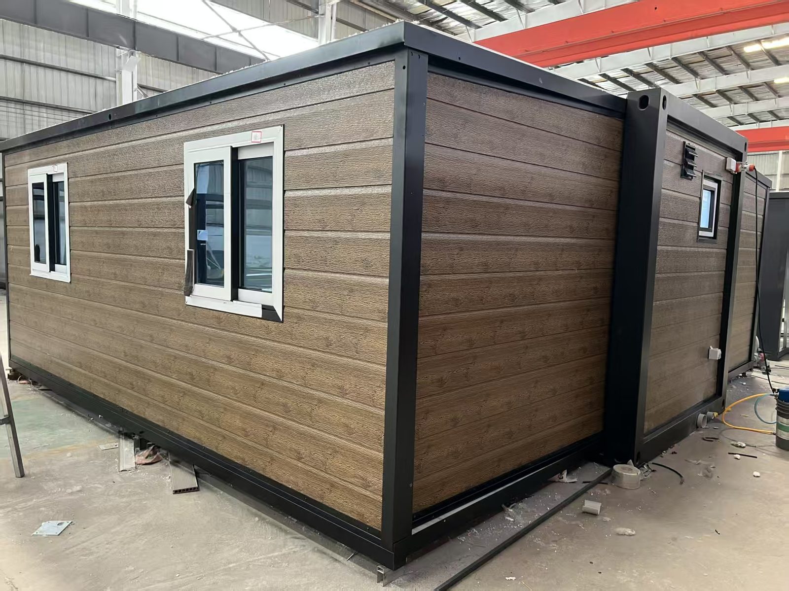 20ft Premium Wood-Grain Expandable Container House | Embossed Siding 38 sqm