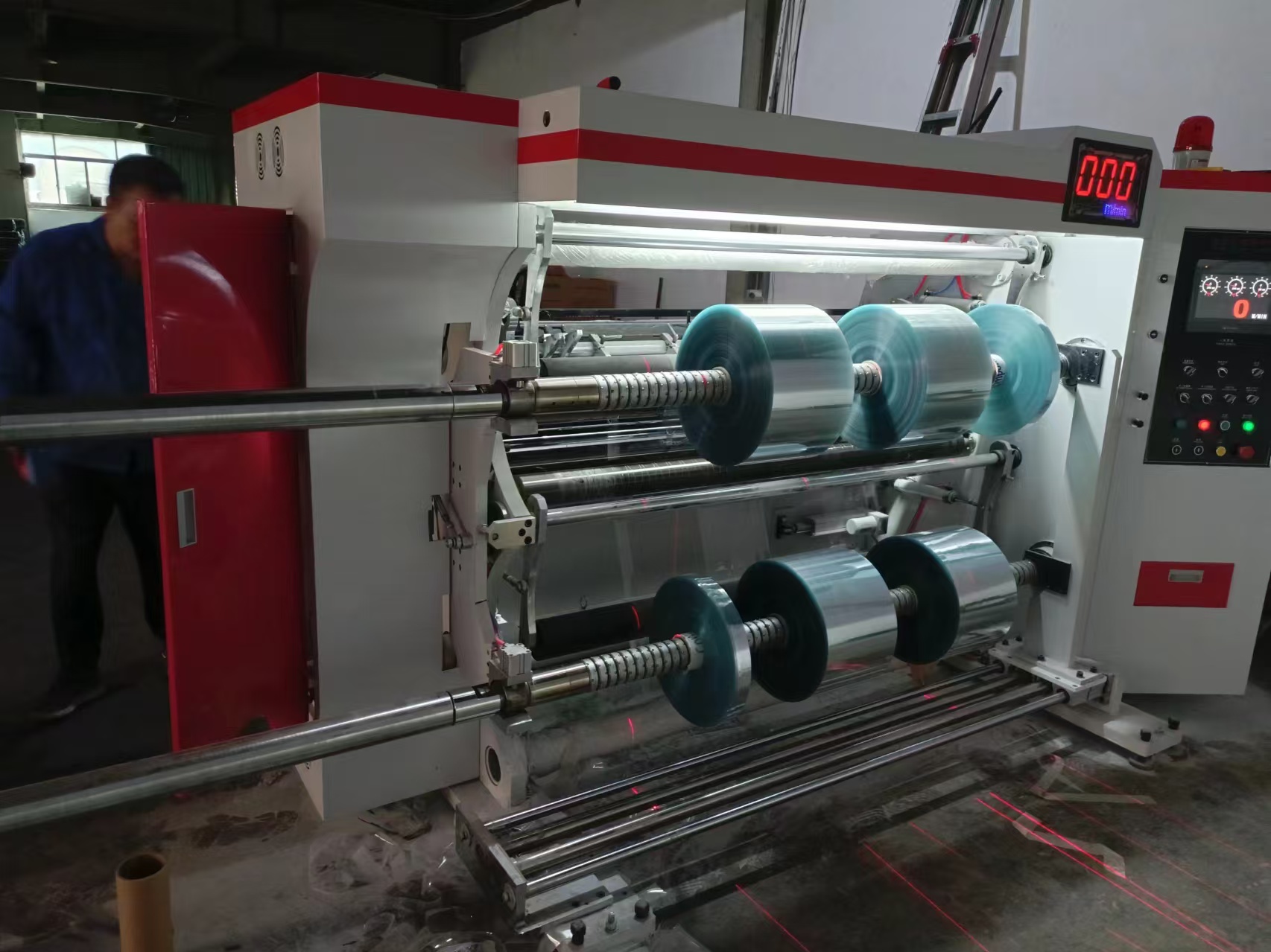 薄膜高速分切机