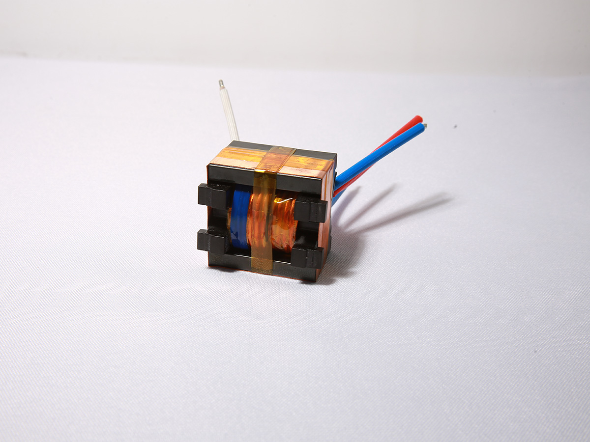 引线型主变压器