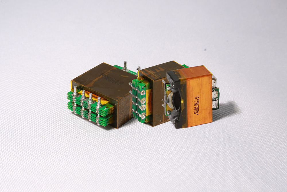PCB板叠加型主变压器