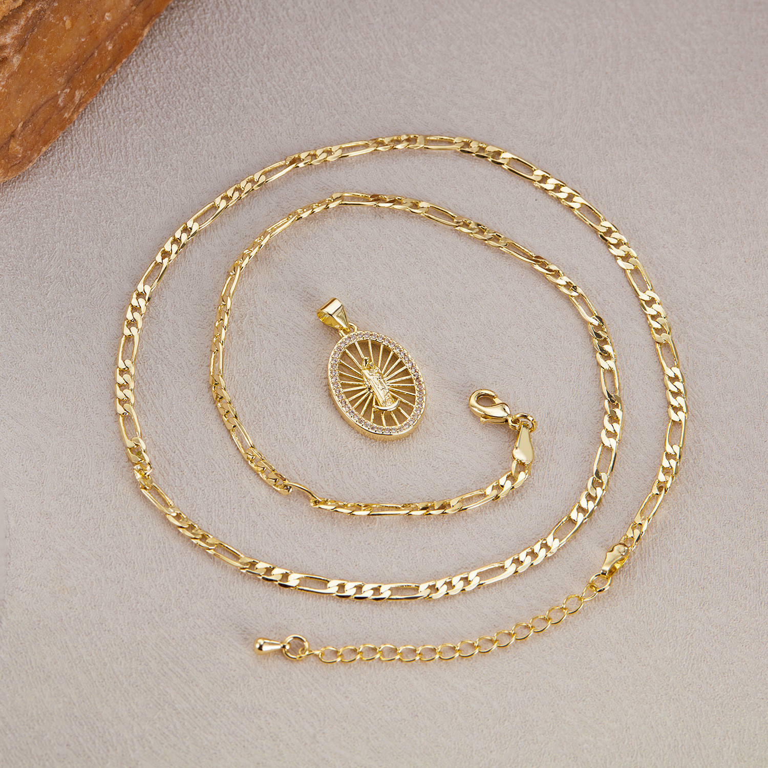 Necklace 725