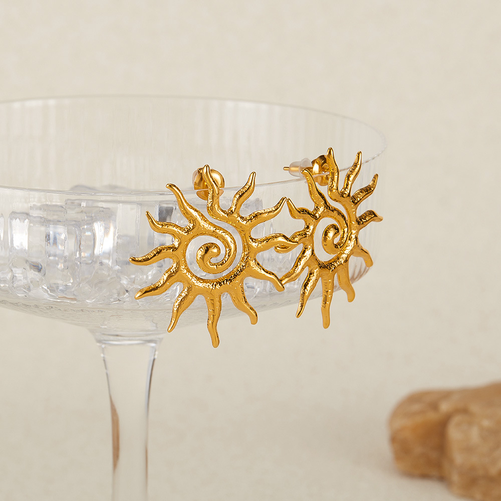 Accessories wholesale earrings for women, fashionable and simple stainless steel sunflower earrings, niche and versatile
