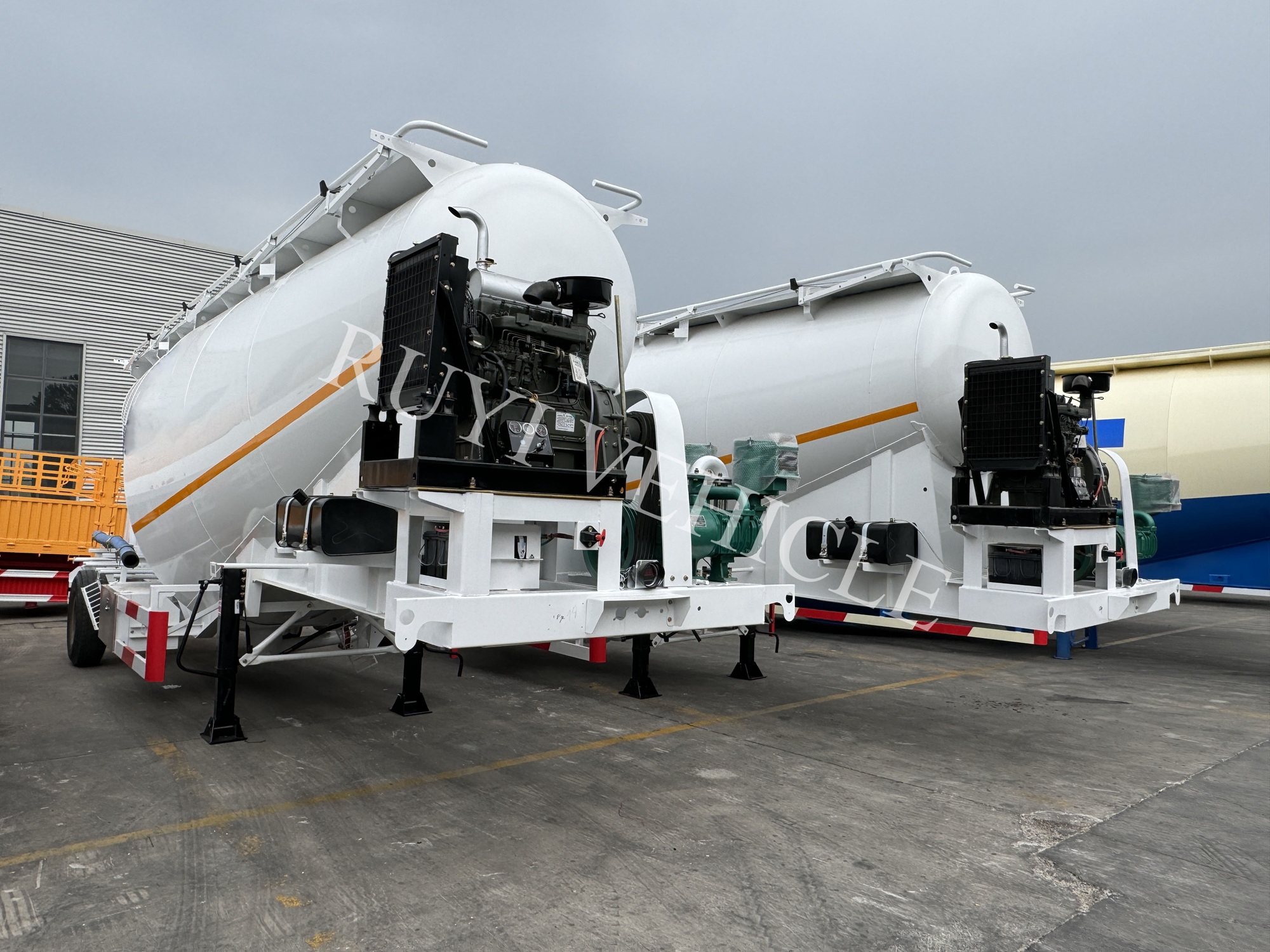 Carbon Steel Bulk Cement Semi Trailer