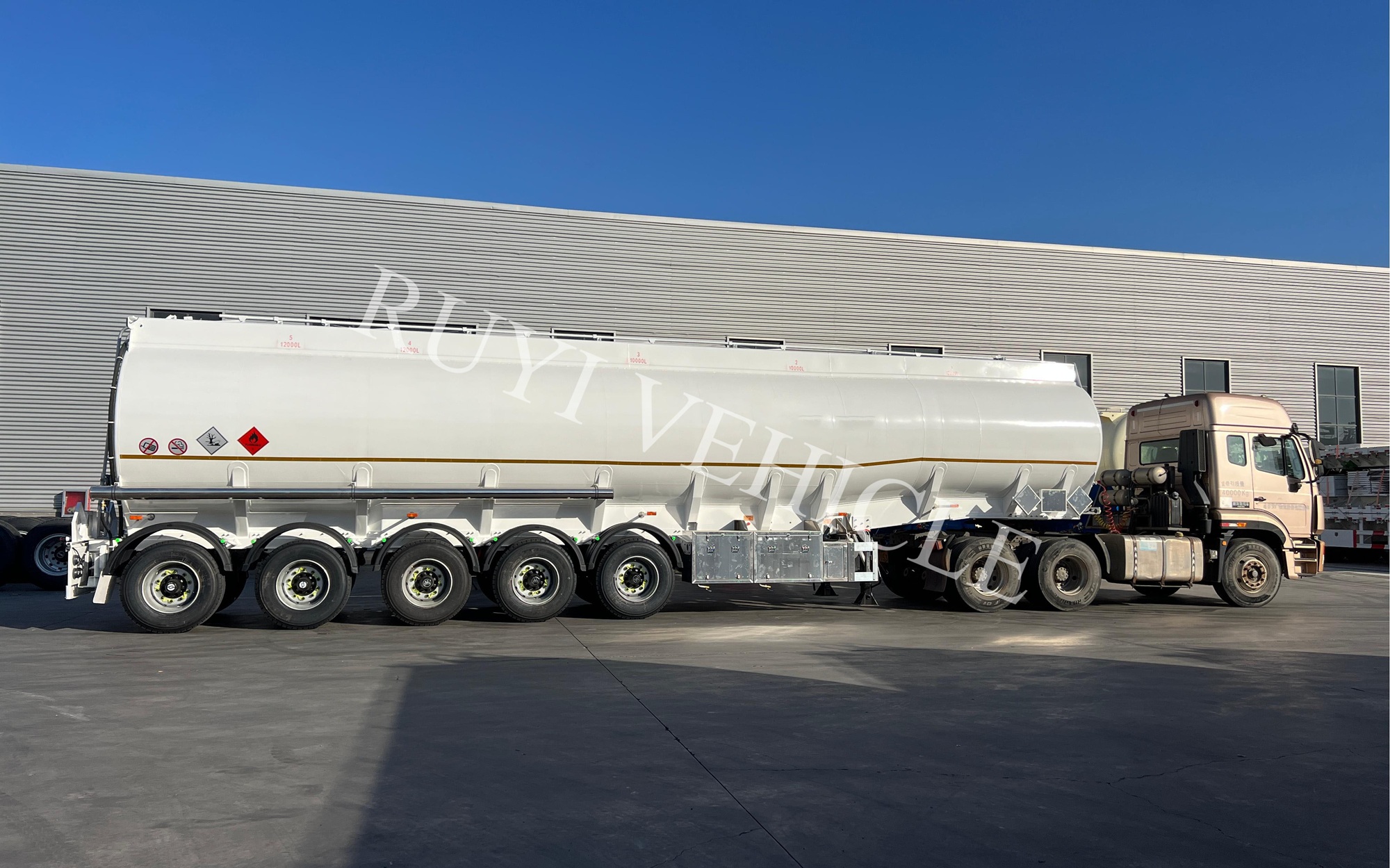 5 Axle 54000 Ltrs Aluminum Alloy Tanker Trailer