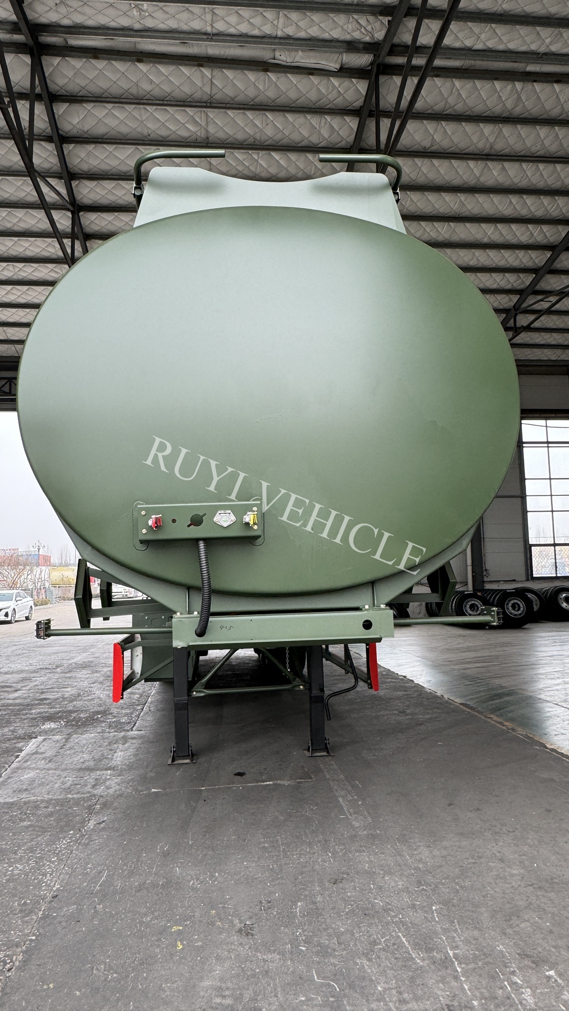 3axle carbon steel oil tanker