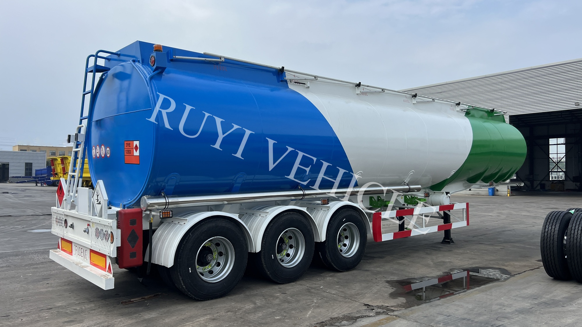 3axle 42000Ltrs