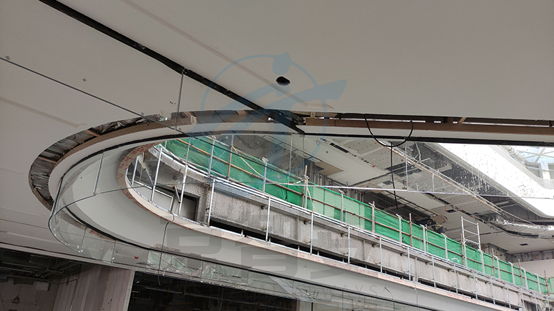 商场圆形玻璃型