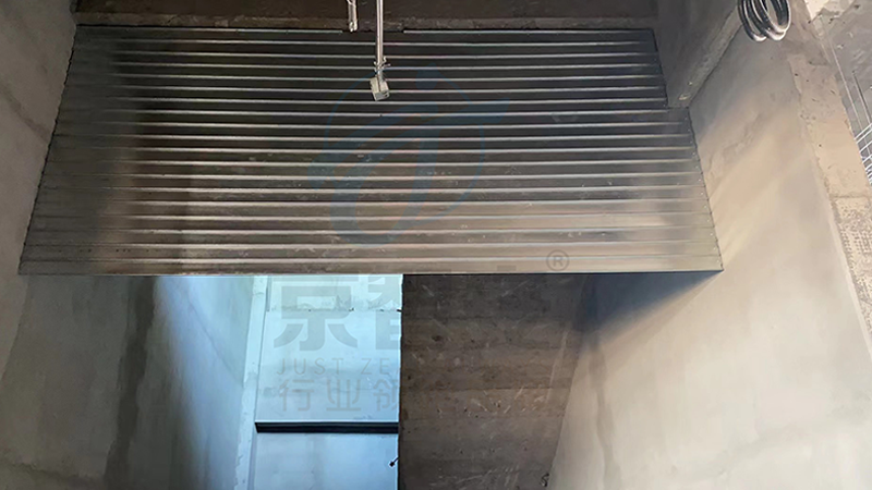 固定钢质挡烟垂壁