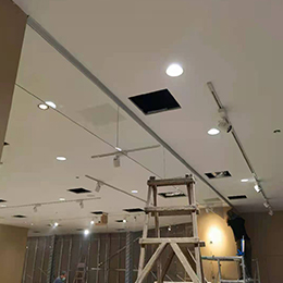 玻璃挡烟垂壁案例