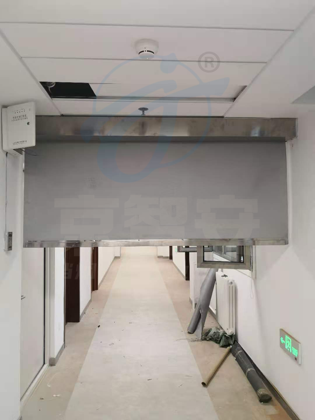 电动卷轴型明装