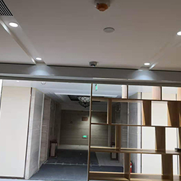 电动挡烟垂壁案例