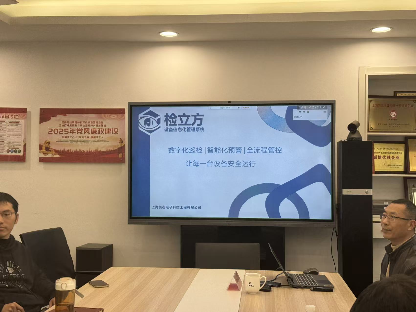 7cbd6ec6e94fec445aae3bc4a70e810d