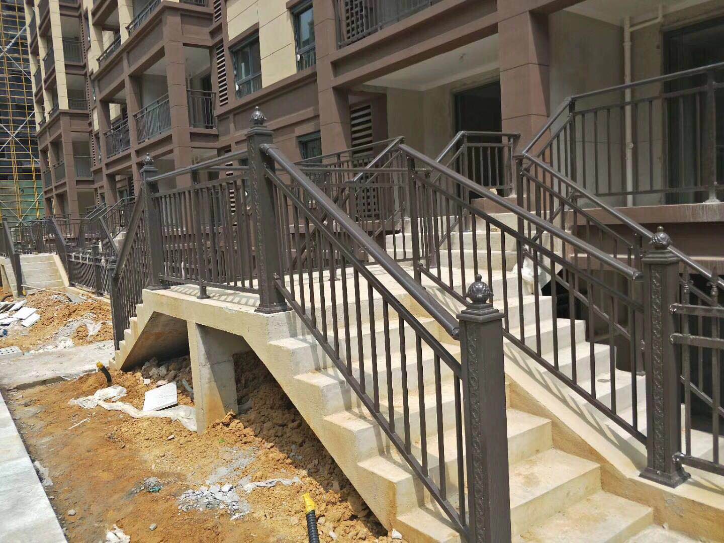 3fe12e99cc17d517c1d2c8bdb1b2f900