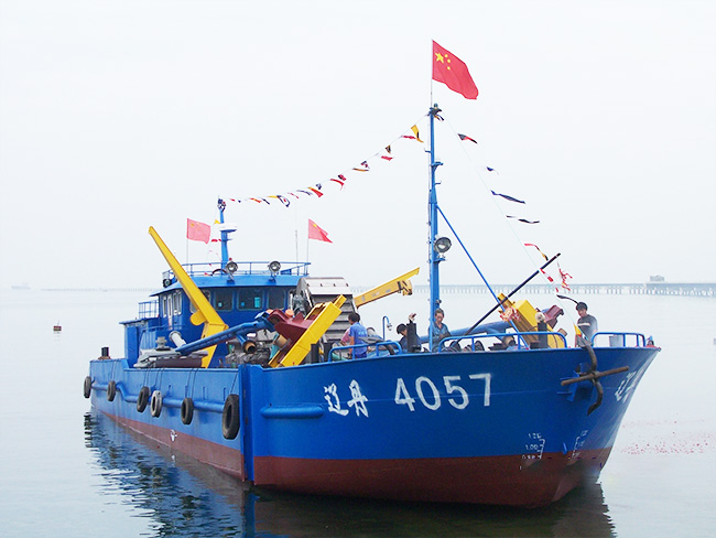 32米滩涂养殖船