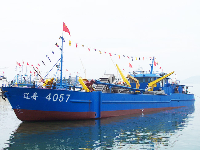 32米滩涂养殖船