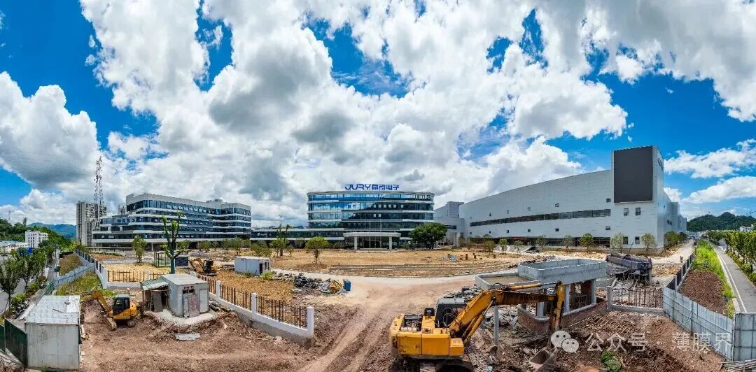 3超薄精密柔性集成电路封装基板COF产线