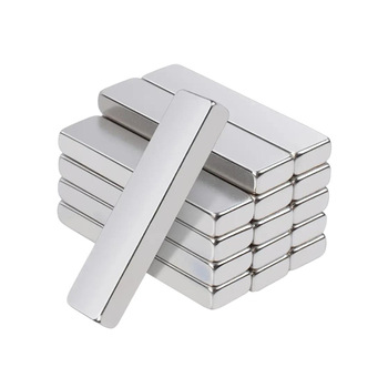 BLOCK MAGNET