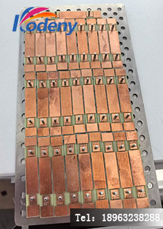PCB 板在腔体中的摆放示意图