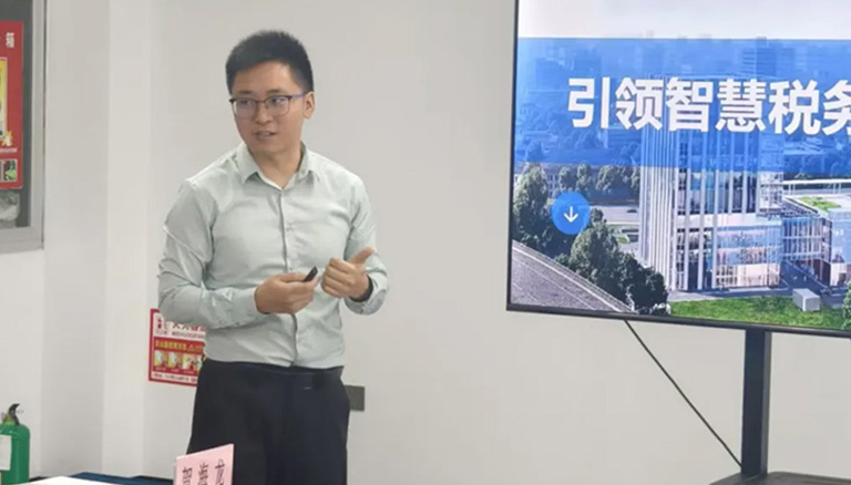 74.2 到访亿企赢，共谋合作共赢新篇章——新疆银穗财税服务集团与亿企赢网络科技有限公司新疆分公司交流纪实