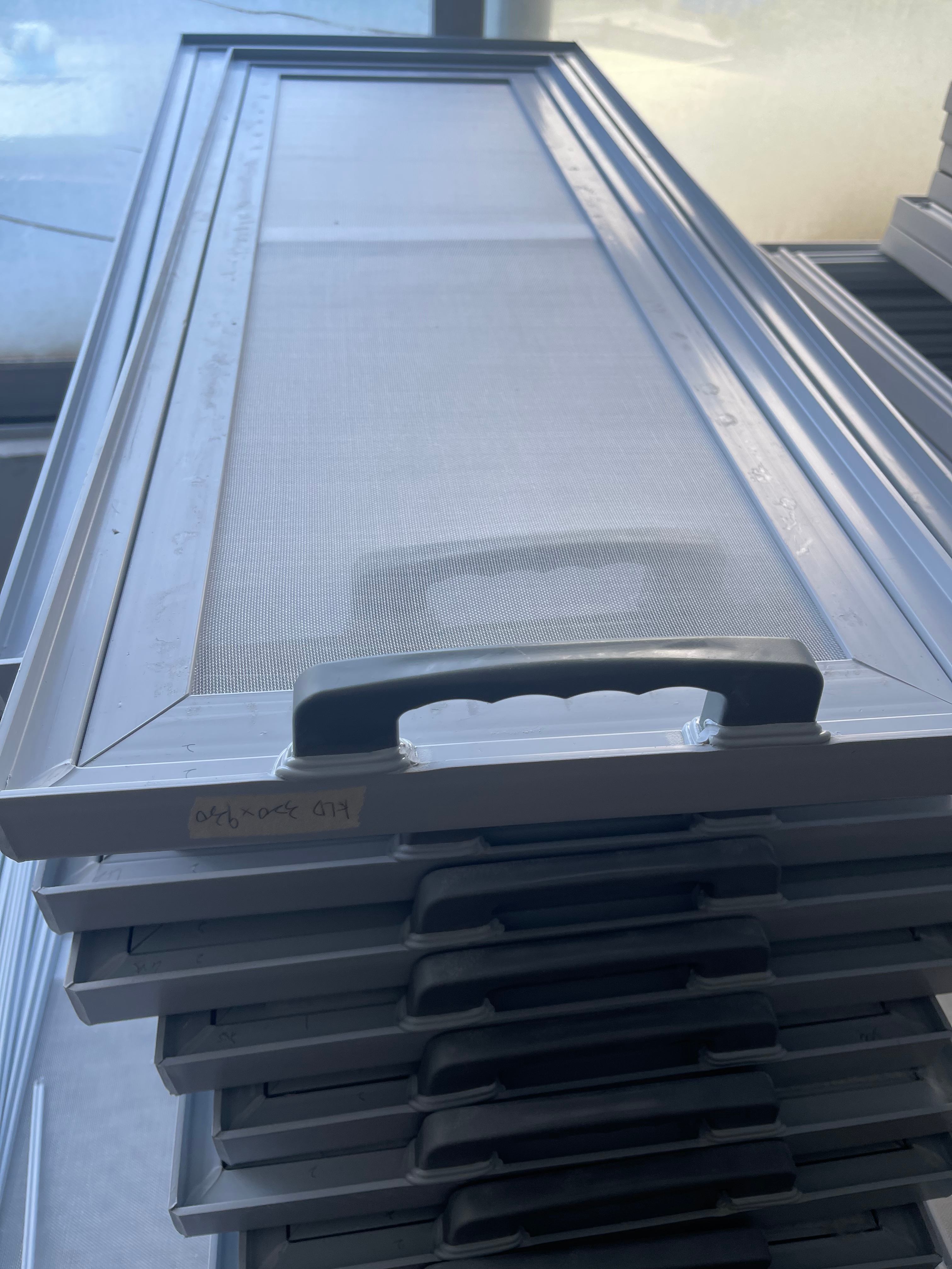 Ultra-thin version vacuum precision etching machine