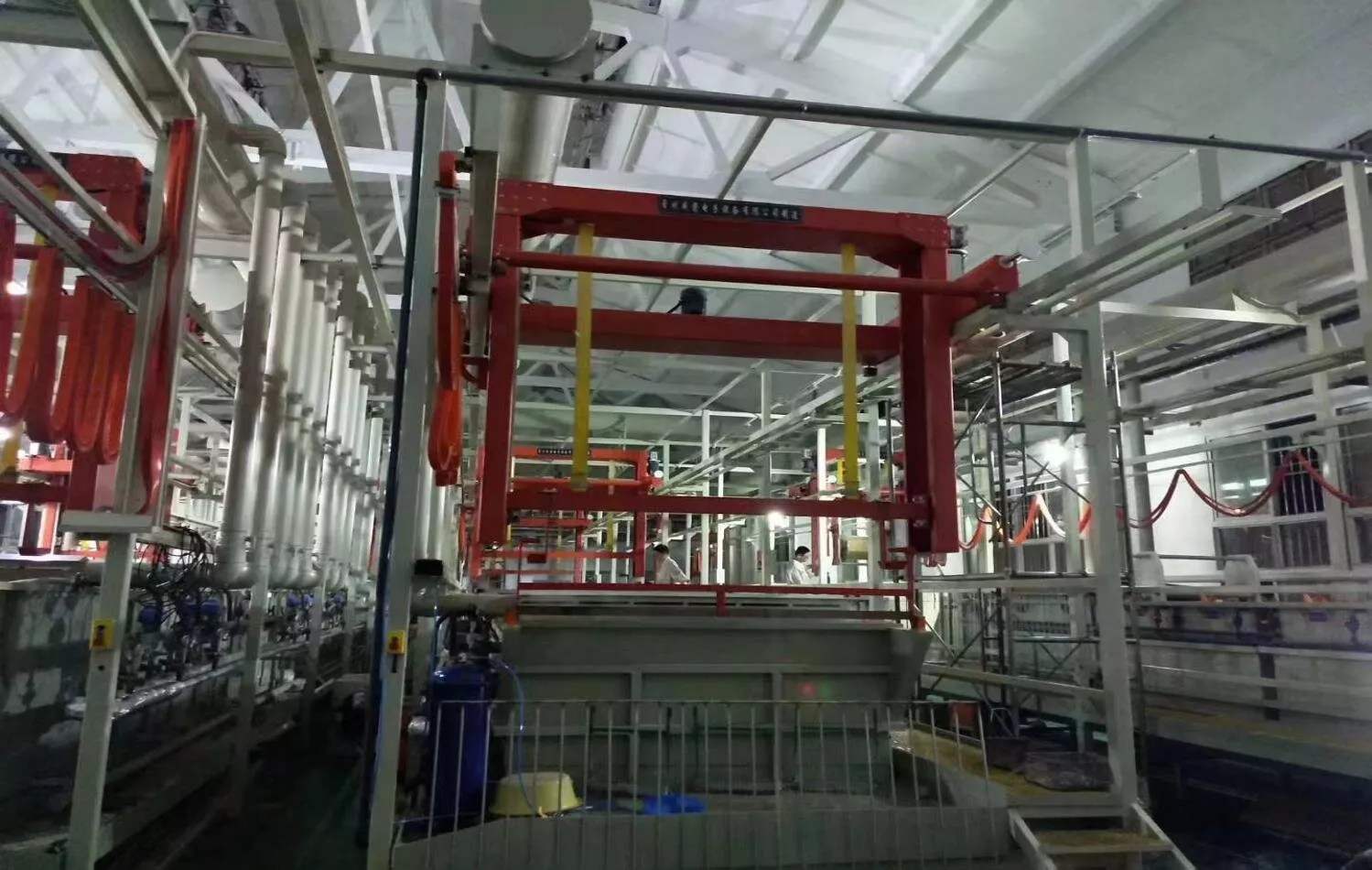 Pre- and post-welding cleaning line