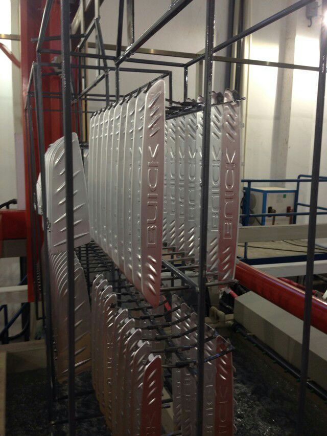 阳极氧化生产线