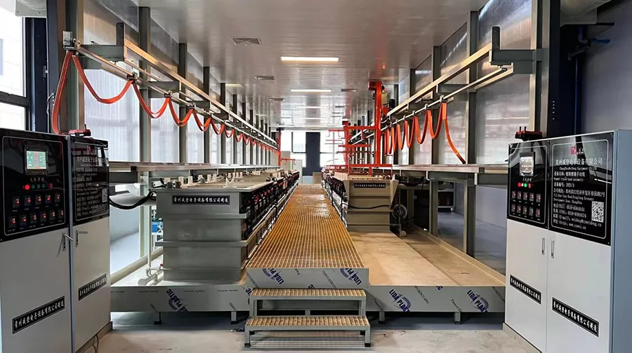Single-arm roll-hanging integrated production line