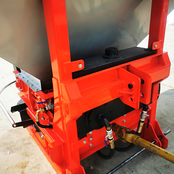 Tiansheng Machinery Hanging Manure Spreader Backpack Manure Spreader 2FGB-2BMX