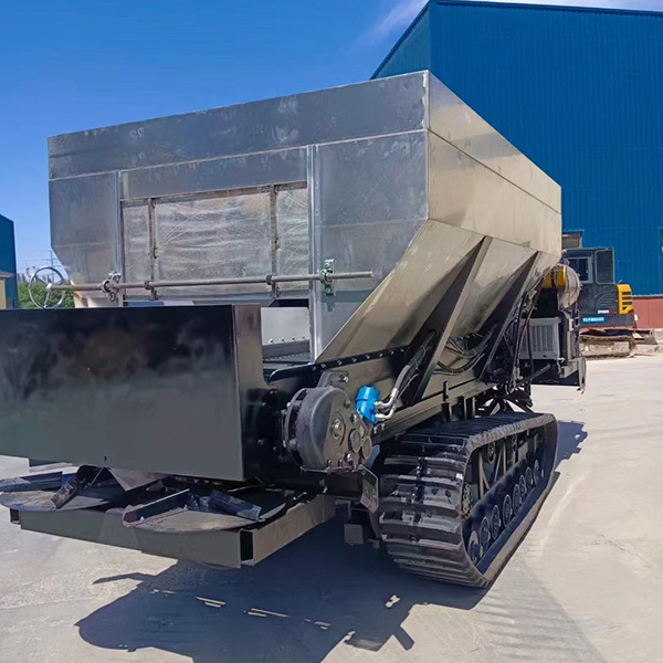 Tiansheng Mechanical Crawler Self-propelled Fertilizer Spreader 2FZGB-8