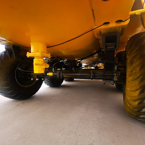 Tiansheng Machinery 2FGYP-32 Liquid Fertilizer Application Tank Truck, Liquid Fertilizer Spreader, Sewage Sludge Application Tank Truck, Sewage Sludge Returning