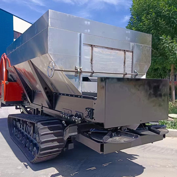 Tiansheng Mechanical Crawler Self-propelled Fertilizer Spreader 2FZGB-8