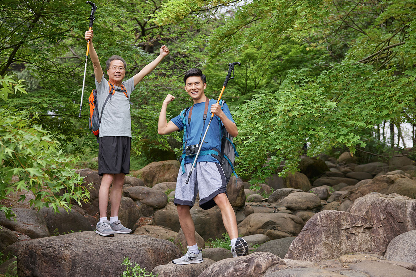 登山杖的种类有哪些？