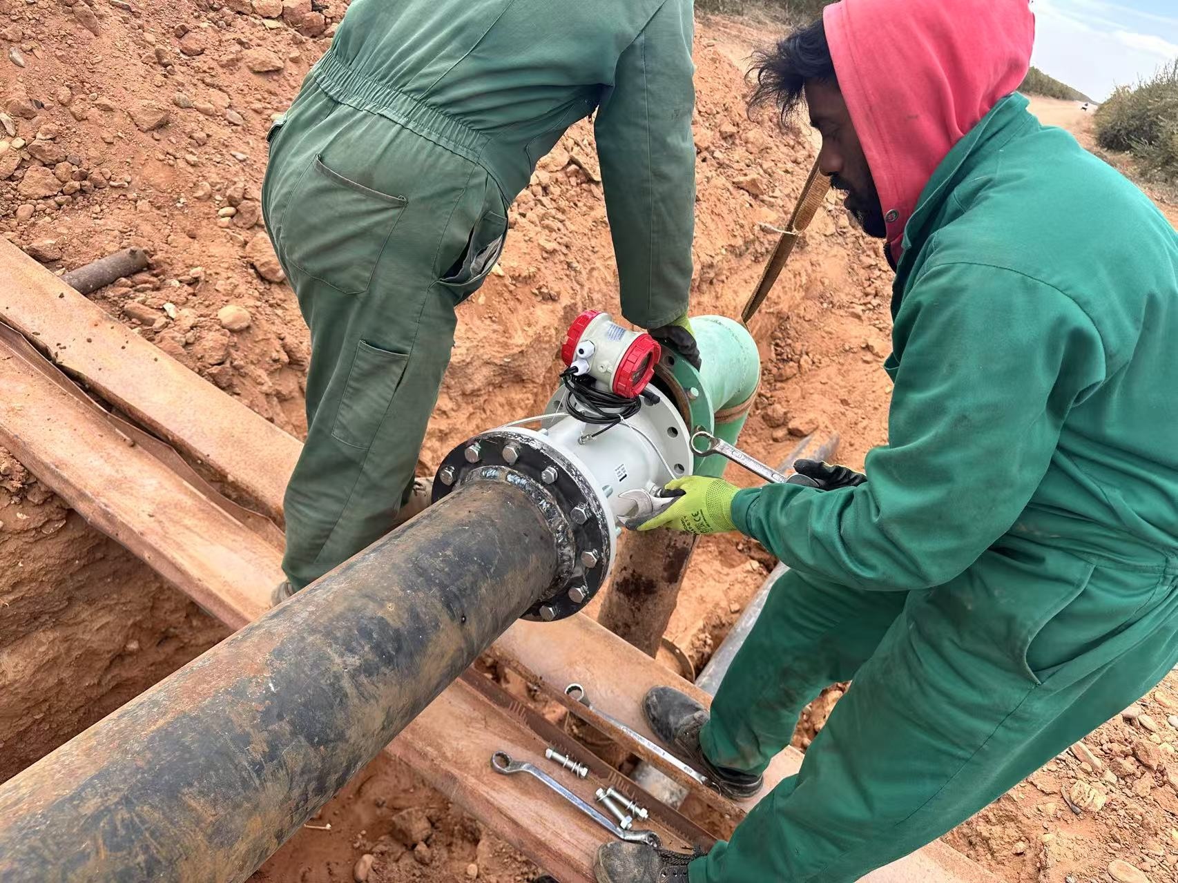 中东-智慧农业-智能灌溉-数字橄榄示范园区-电磁流量计