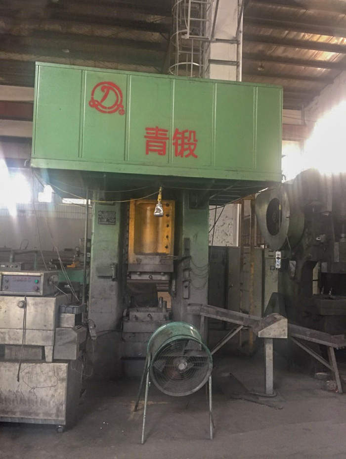 400T电动螺旋压力机