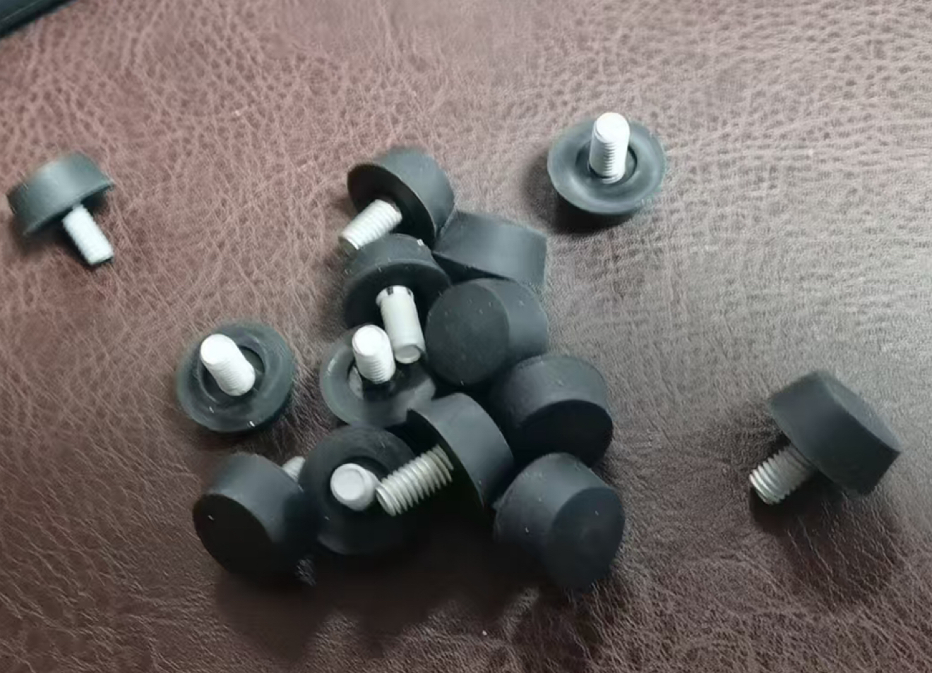 硅胶调整脚缓冲垫