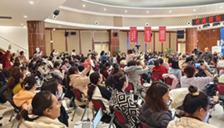 以“联”聚合力、以“服”促发展 民营企业家共话发展新机遇