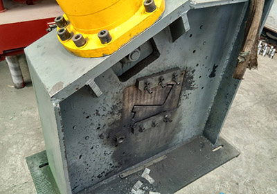 立体车库边梁生产线