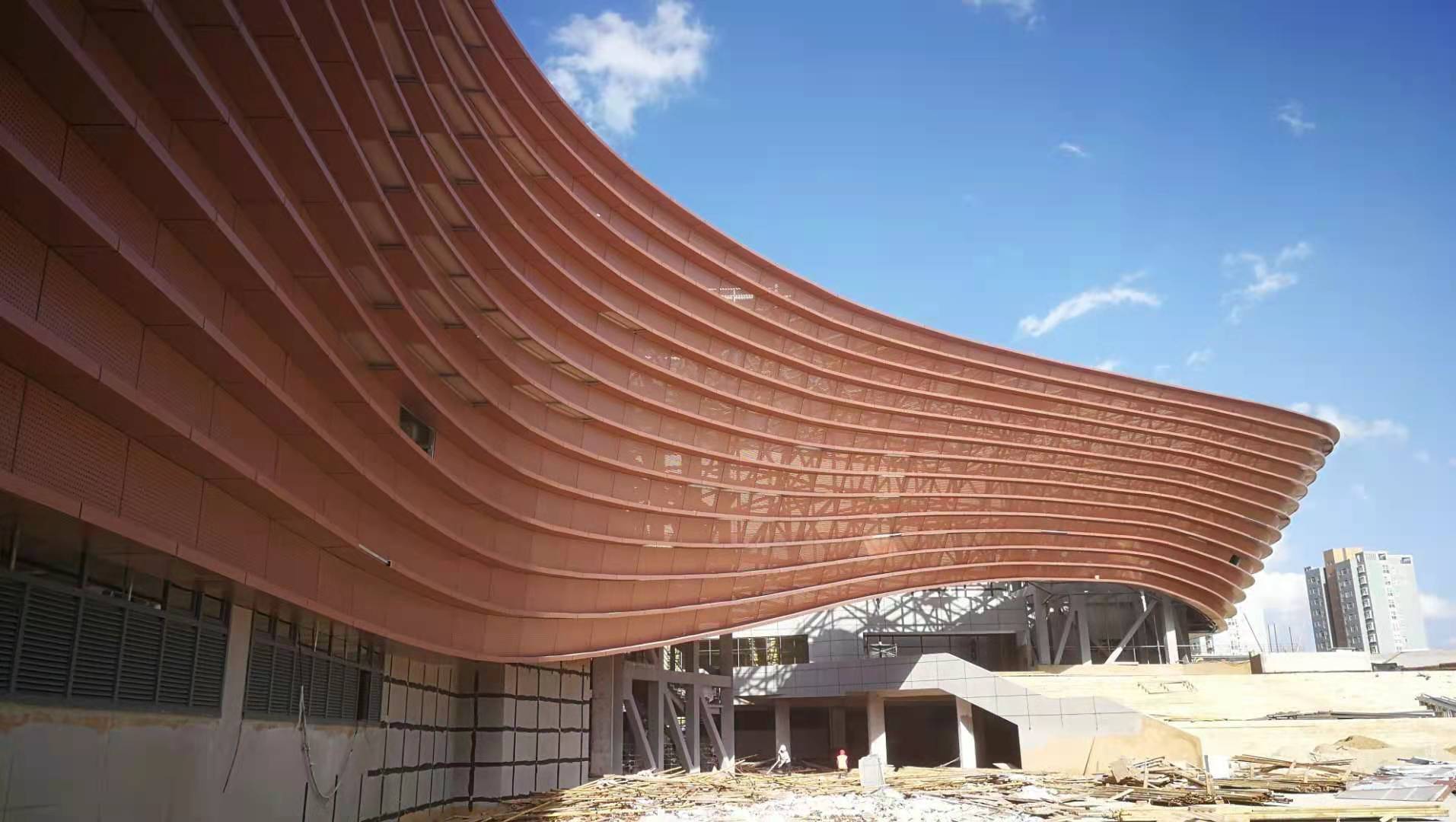 云南省昆明市安宁冶金高等专科学校外墙装饰项目