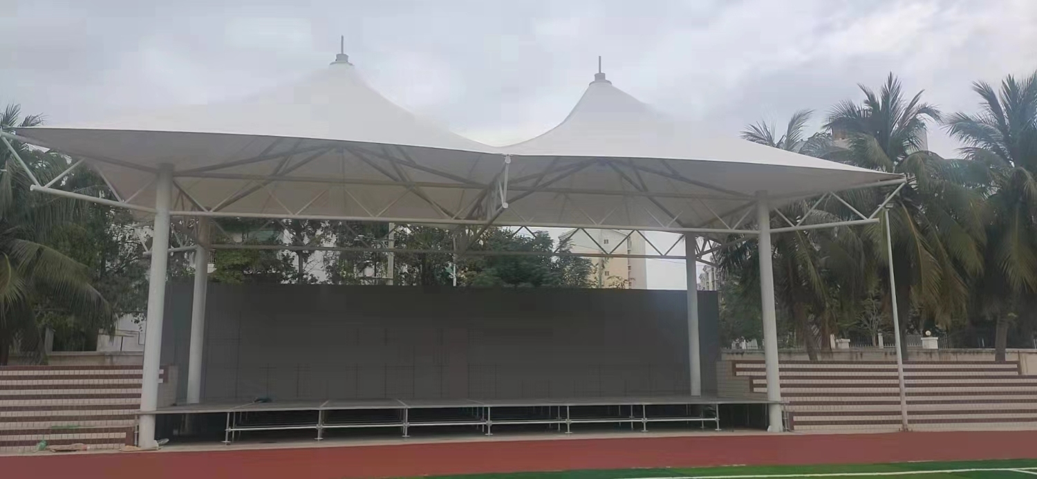 儋州新英湾小学看台及车棚