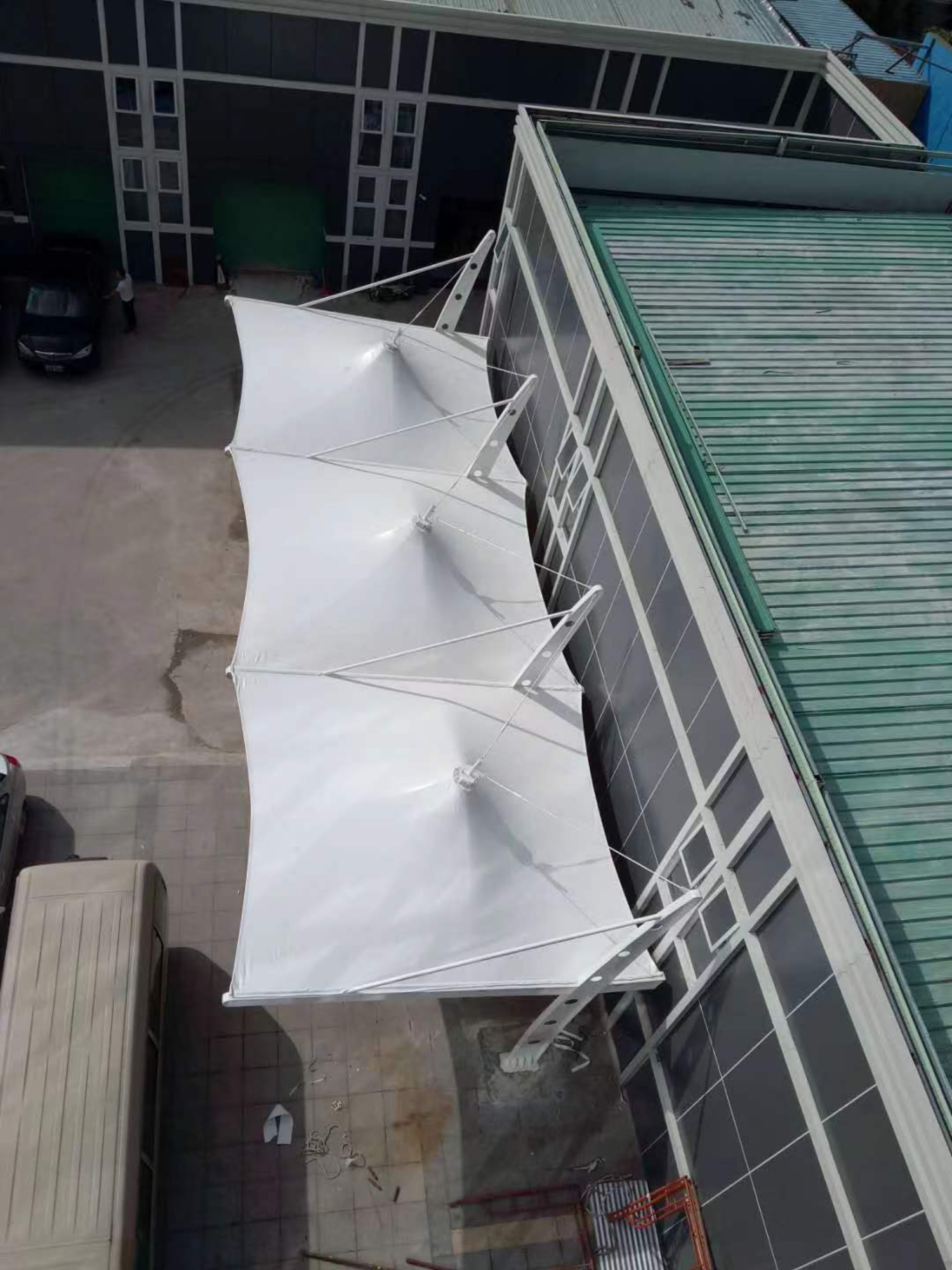 龙岗停车棚