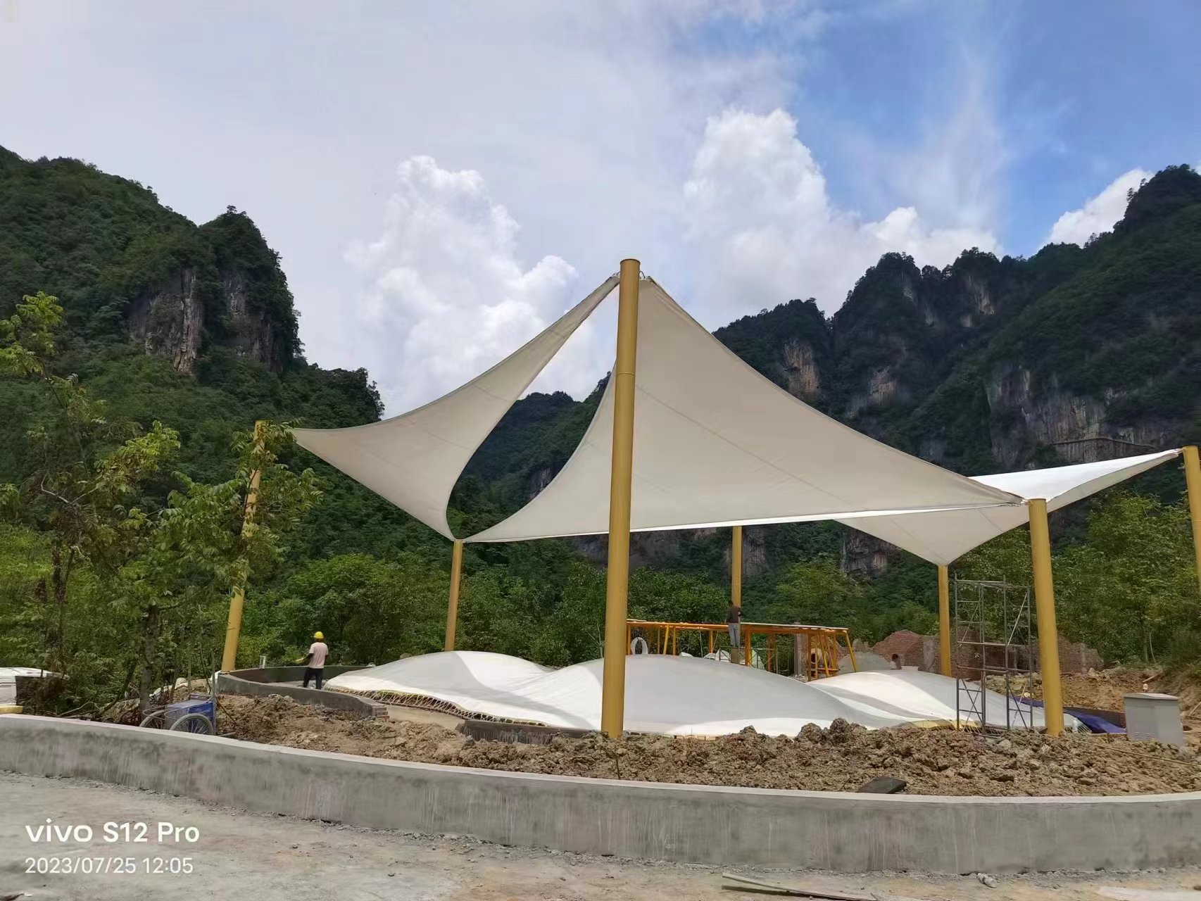 巴中光雾山张拉膜