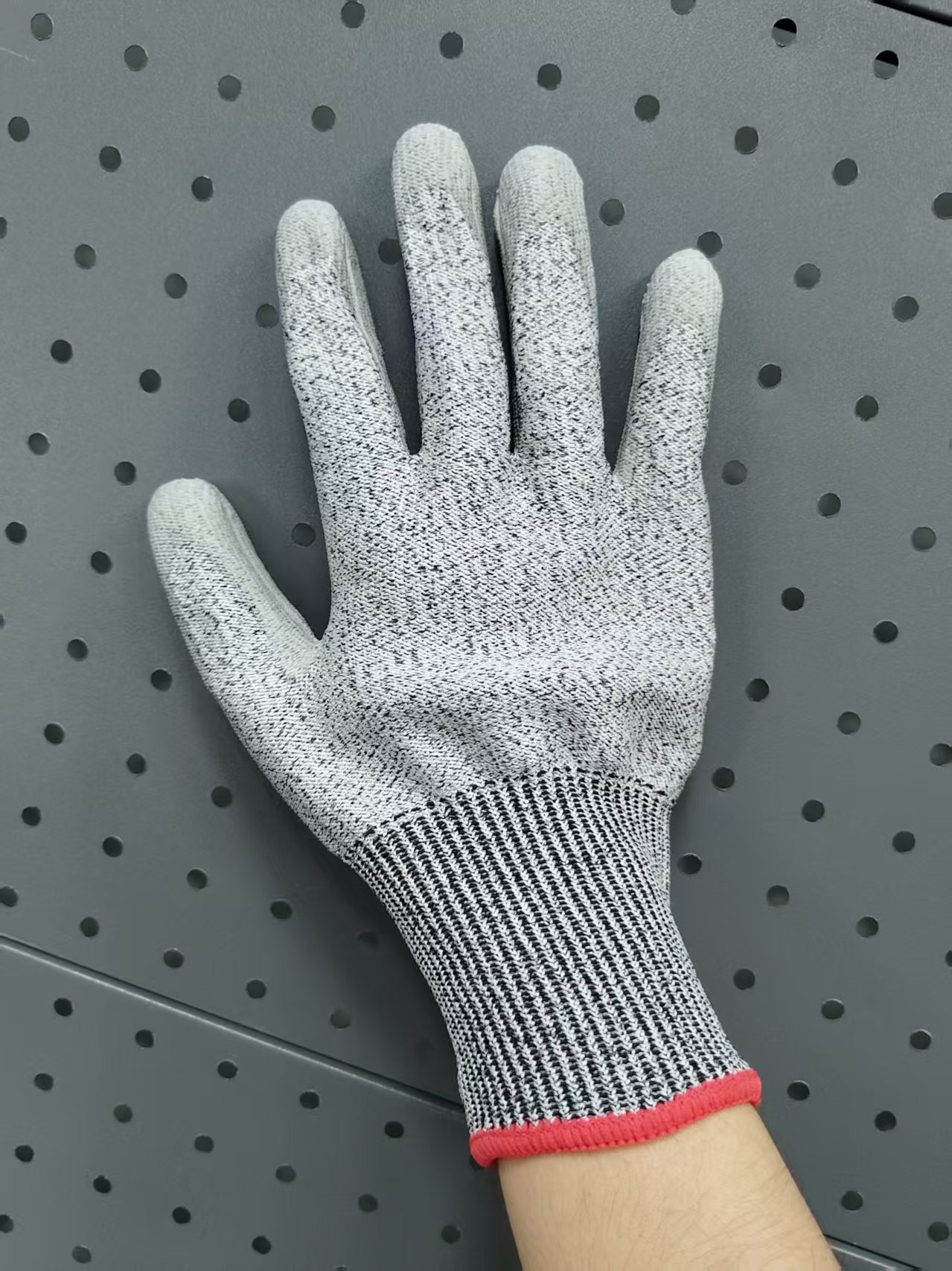 G13-PUC020 ANSI Cut Level F Gray PU Coated Gloves