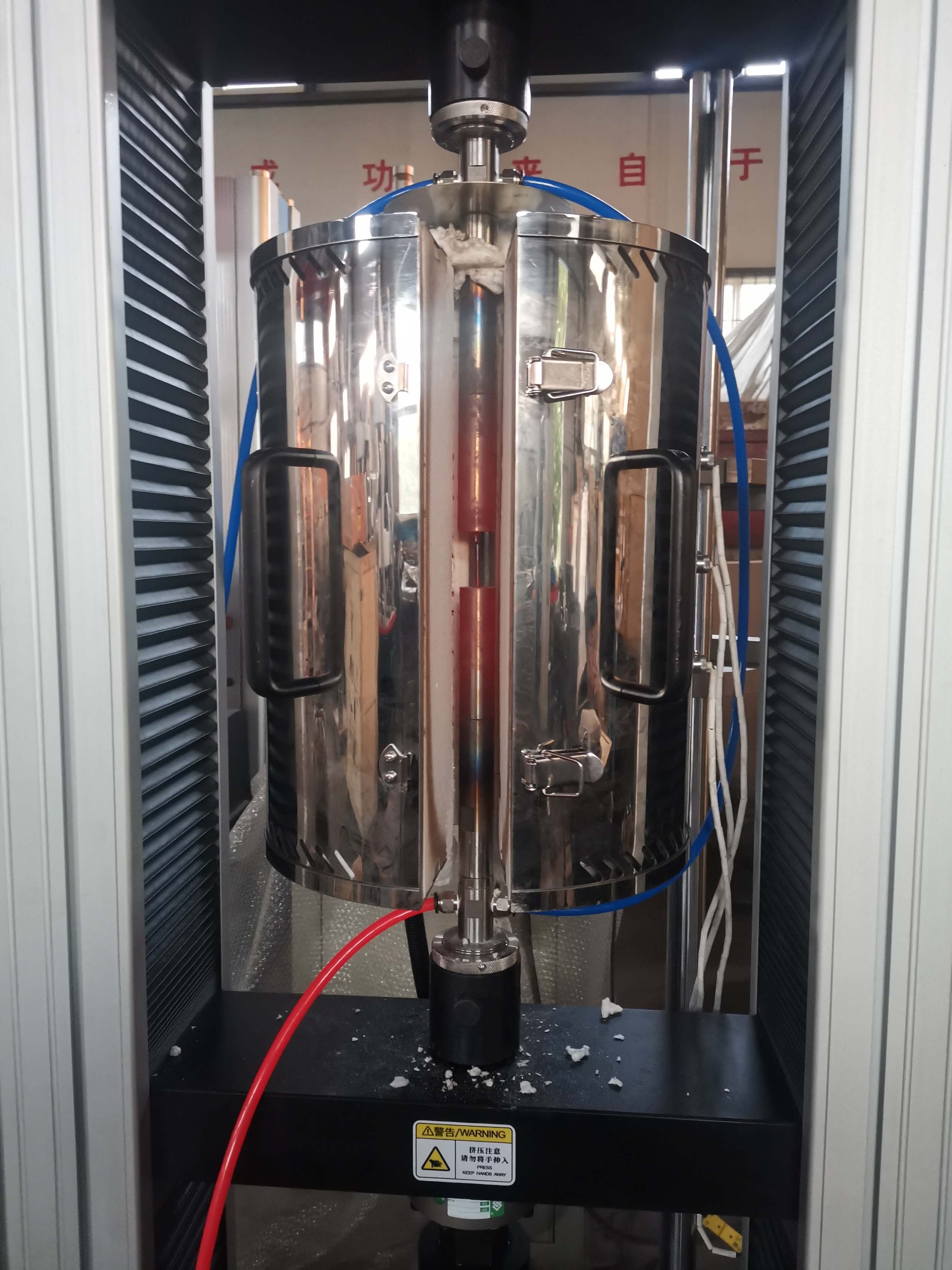 универсальная машина для испытания электронов в высокотемпературной печи