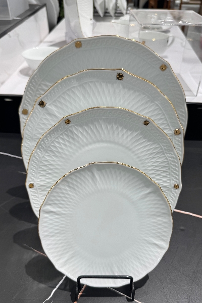 Plate