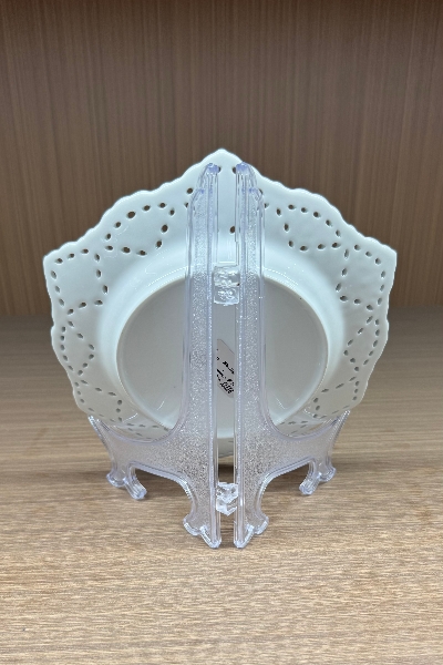 Plate