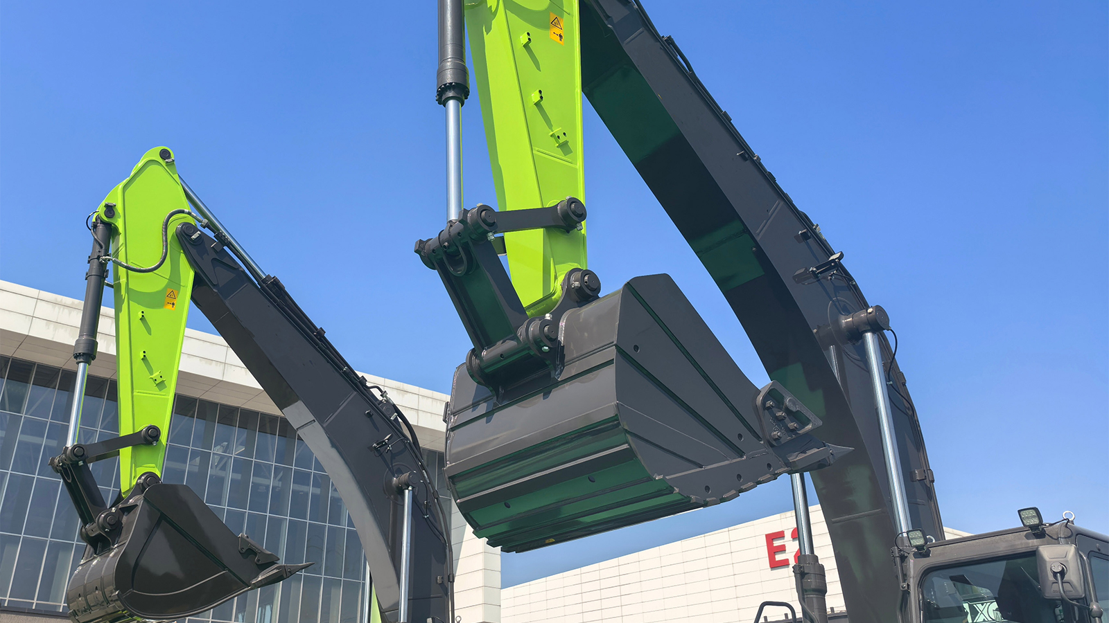 Excavator bucket